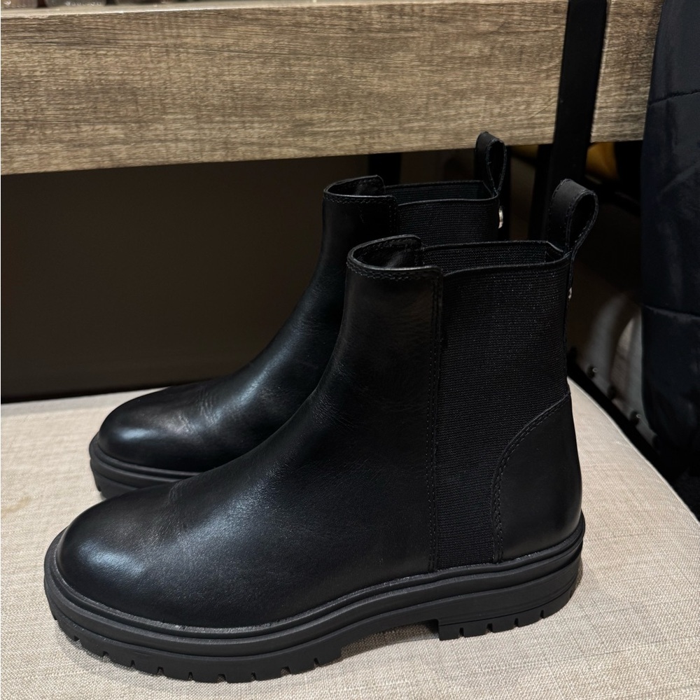 Steve Madden Combat boots